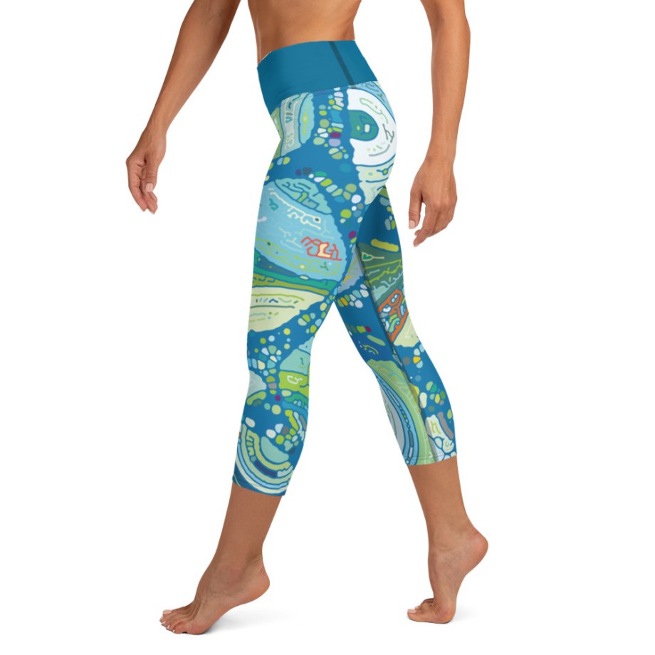 all-over-print-yoga-capri-leggings-white-left-61fe7db256319.jpg